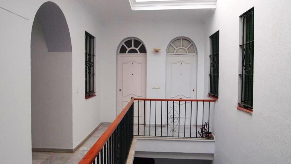 Fotografia z galérie ubytovania Comfortable apartment in Seville, 65 m² with balcony v destinácii Seville