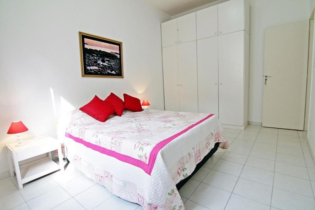  Rio's Spot Apartment D026