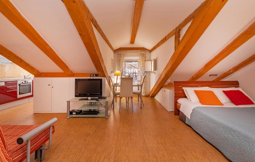 Posteľ alebo postele v izbe v ubytovaní Apartments Espana 3