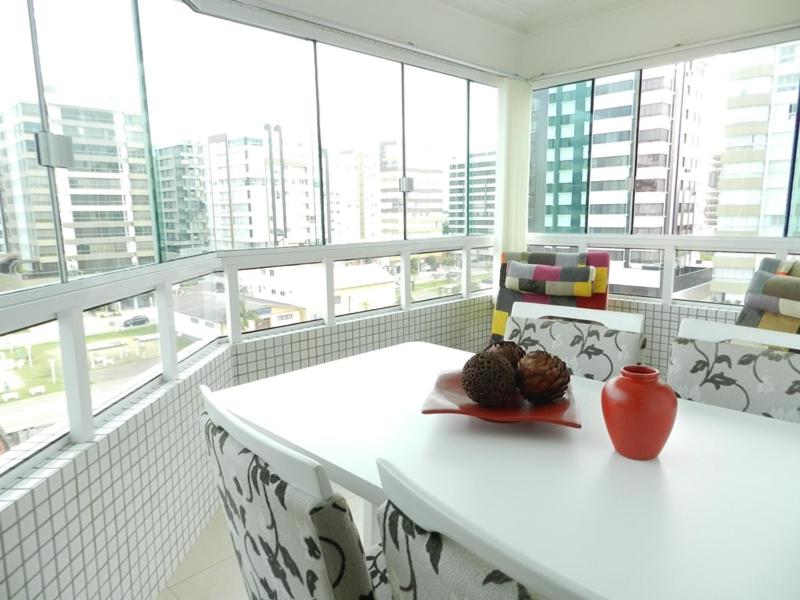  Lindo Apartamento em Capão da Canoa - 2 quadras do mar