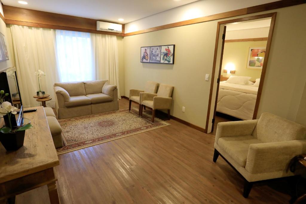  Tri Hotel