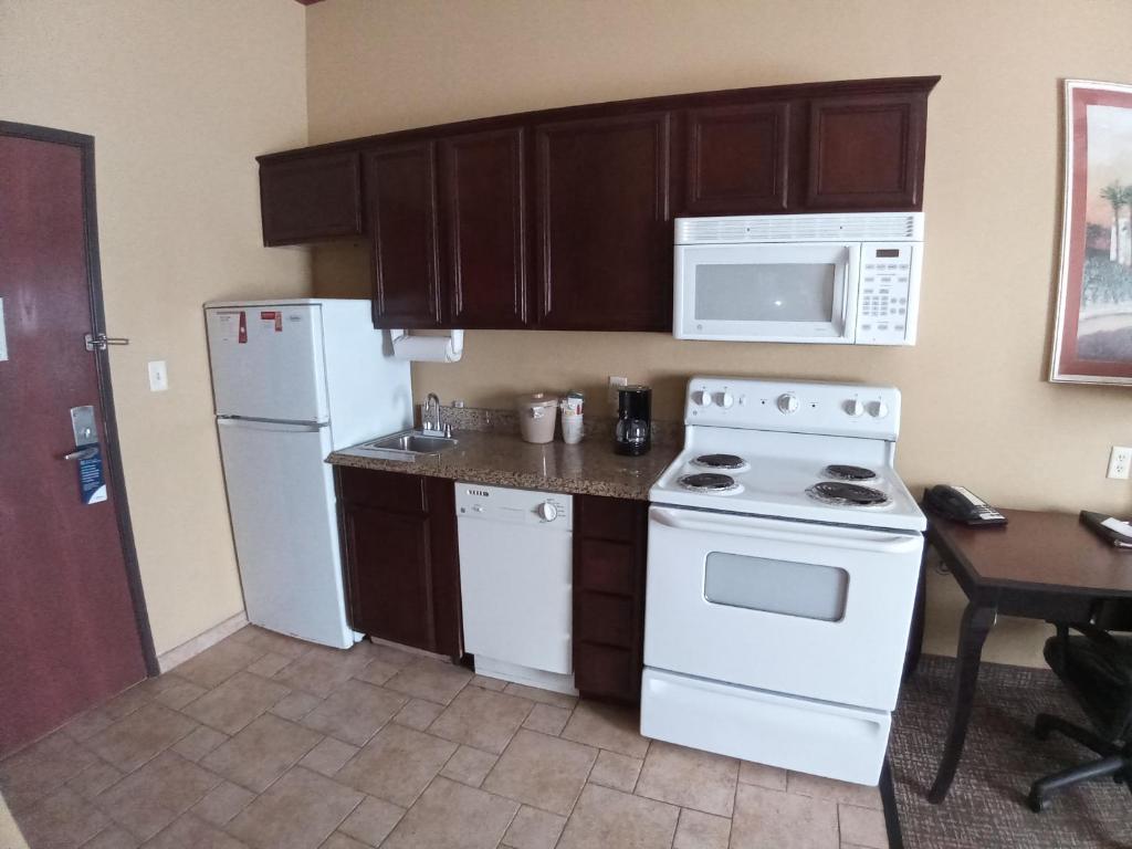 Hawthorn Extended Stay by Wyndham Corpus Christi Padre Isle - Camera King