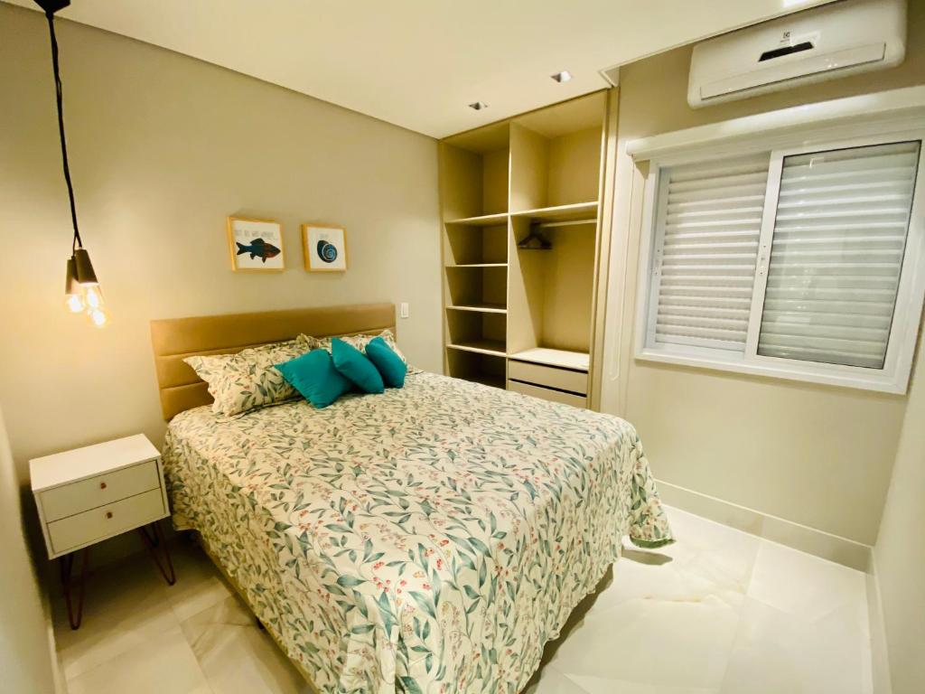  Apto Luxo C/ Vista Mar no Centro de Ubatuba