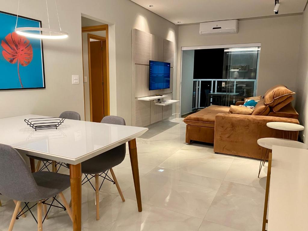  Apto Luxo C/ Vista Mar no Centro de Ubatuba