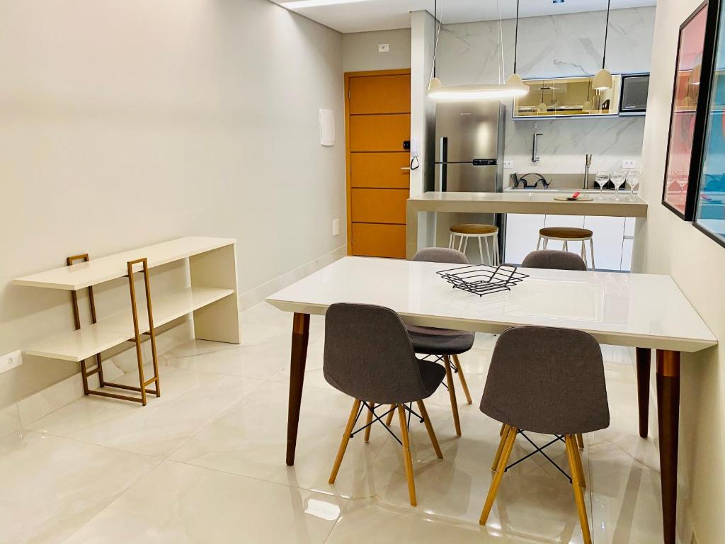  Apto Luxo C/ Vista Mar no Centro de Ubatuba