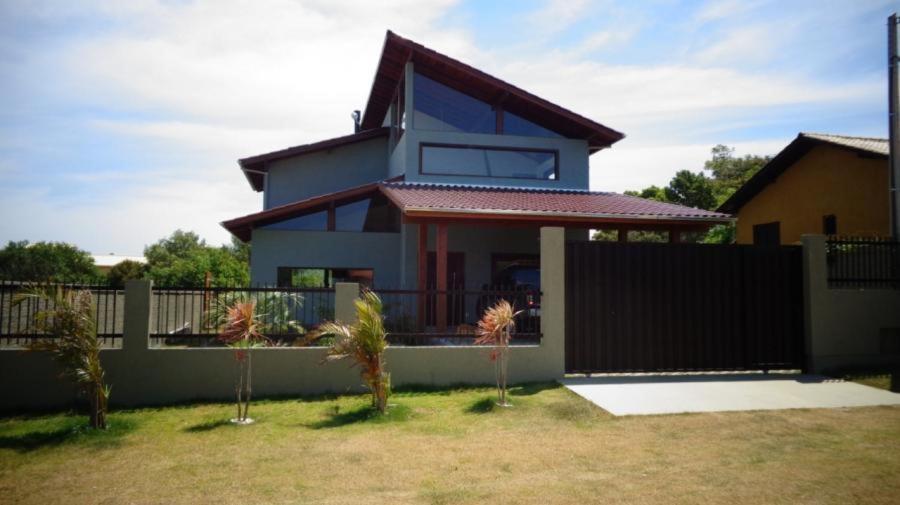  casa alto padrão na lagoa ibiraquera
