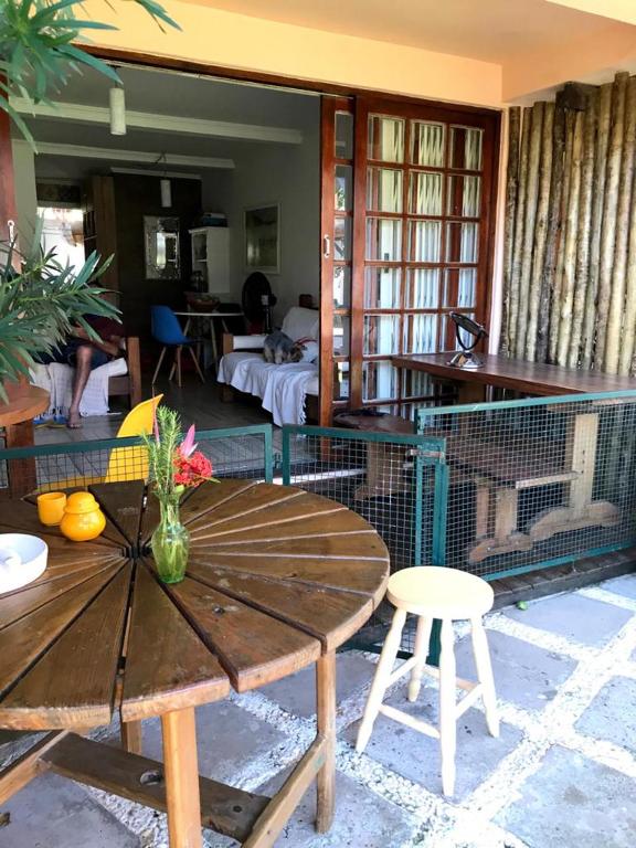  Casa Pé na areia Ilhabela