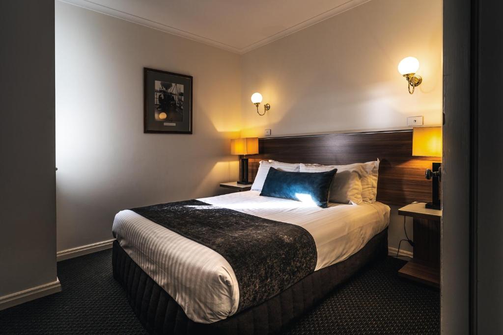 Lenna Of Hobart - Resim 20