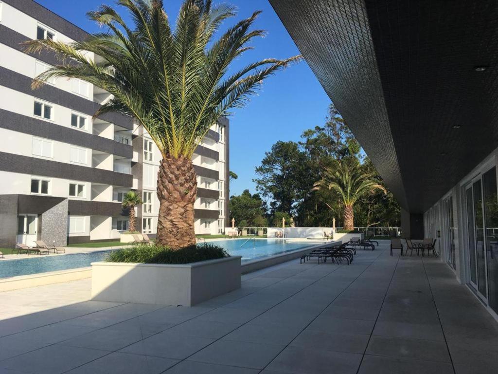  Luxuoso e bem localizado apartamento no Litoral Norte