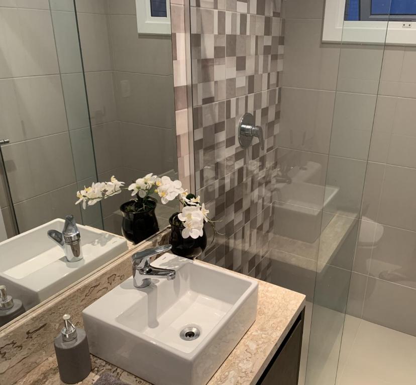  Luxuoso e bem localizado apartamento no Litoral Norte