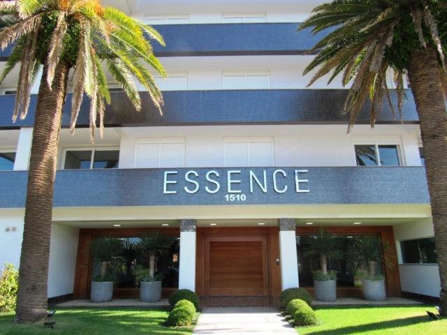  Luxuoso e bem localizado apartamento no Litoral Norte