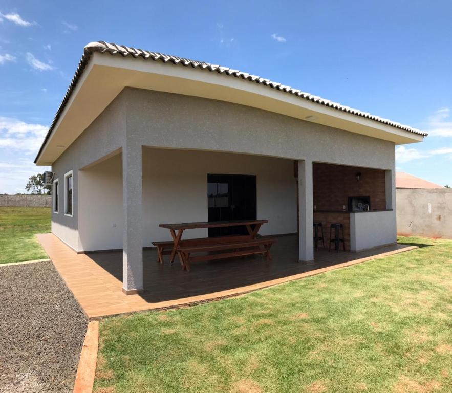  Chácara com piscina