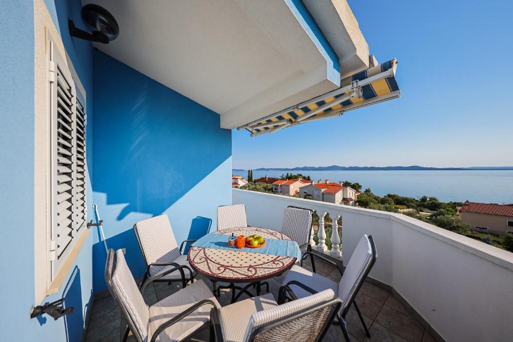 Балкон или тераса в Luton Apartment Zadar Kozino Heating Pool & Jacuzzi
