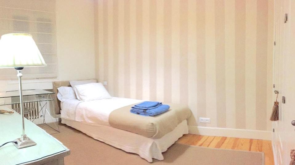 Hostel ESPRONCEDA, Madrid, Spain - Booking.com