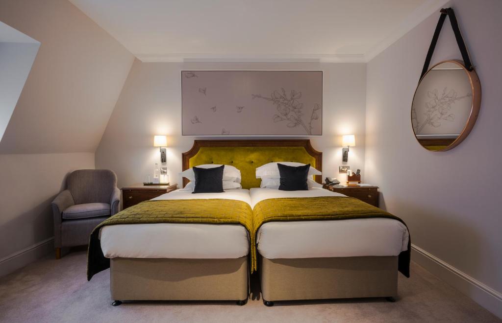 Sloane Place - 