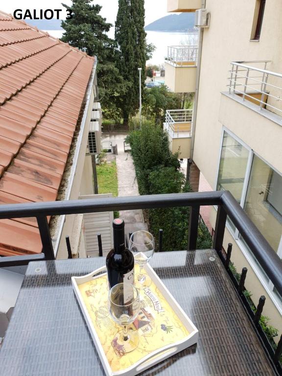 Balkón nebo terasa v ubytování Apartmani Galiot