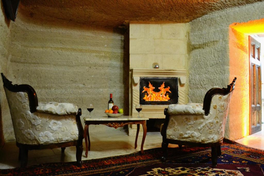 Family Cave Suite Hotel - Deluxe Suite Cave Room