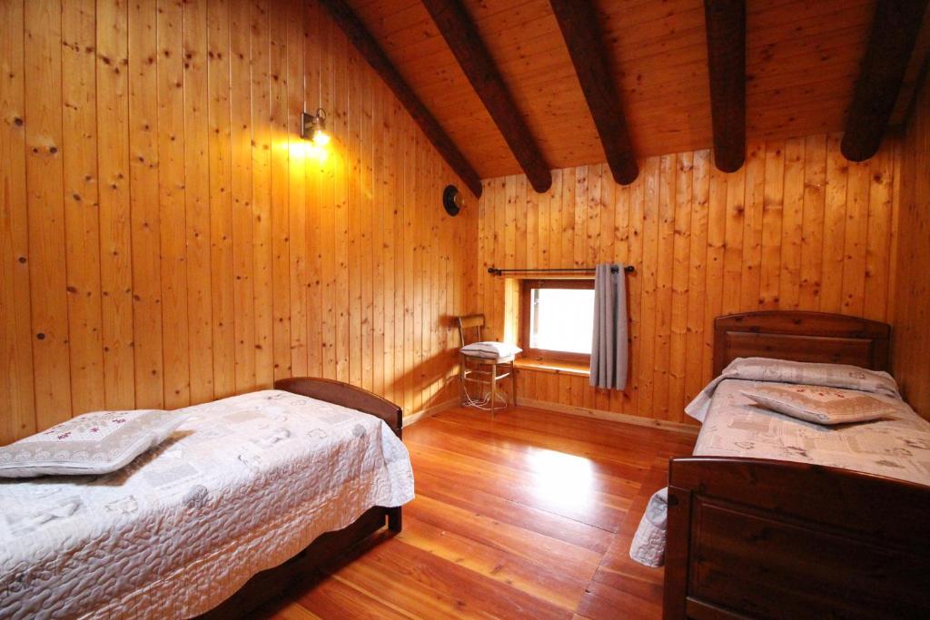 Zdjęcie z galerii obiektu Mountain Adventures Cabin - Affitti Brevi Italia w mieście Champoluc