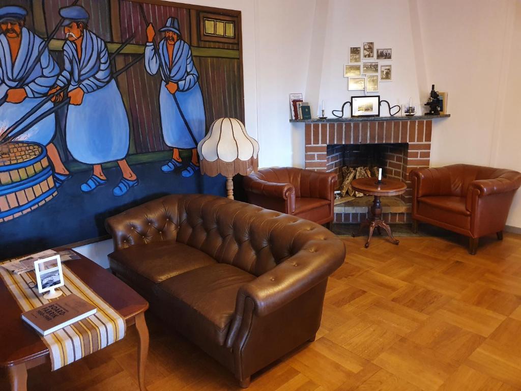 Posezení v ubytování Brukshotellet Skinnsberg
