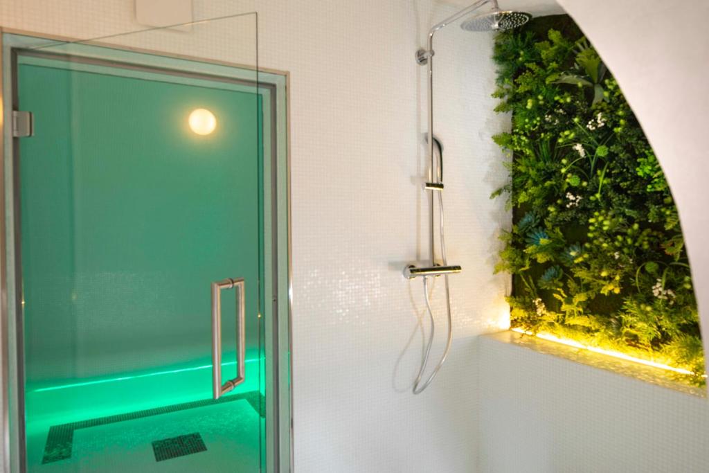 Hotel Phileas Lazare & Spa - Opera - Resim 21