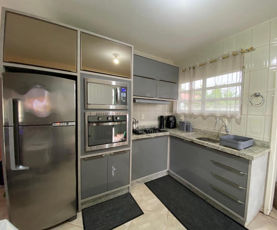  Casa temporada de dois pisos - Praia da Pinheira