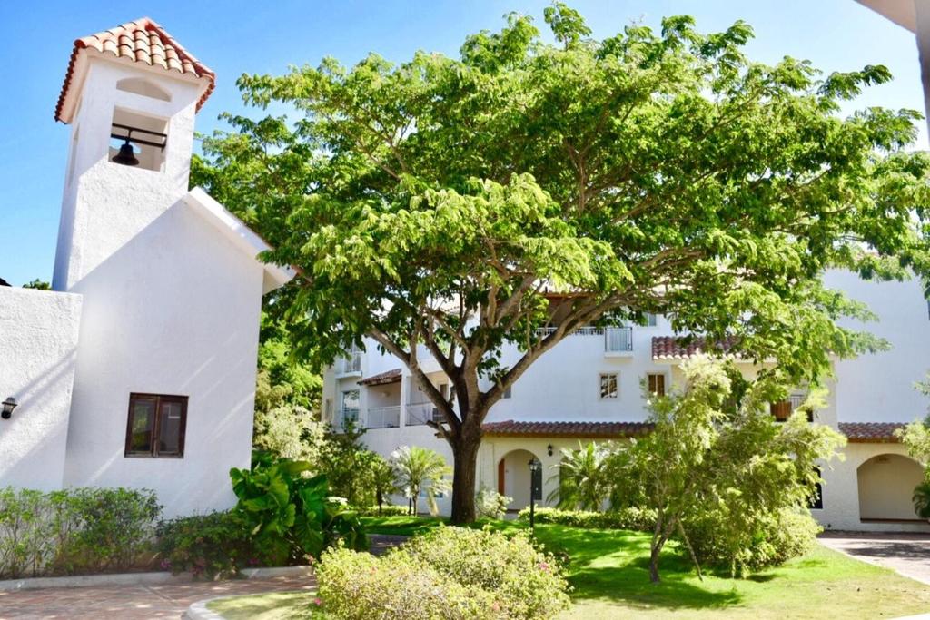 Zahrada ubytování 3BR Apt @CadaquesCaribe Bayahibe