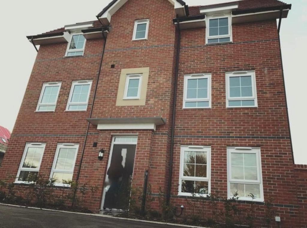 Worsley Town House, Worsley (updated prices 2024)