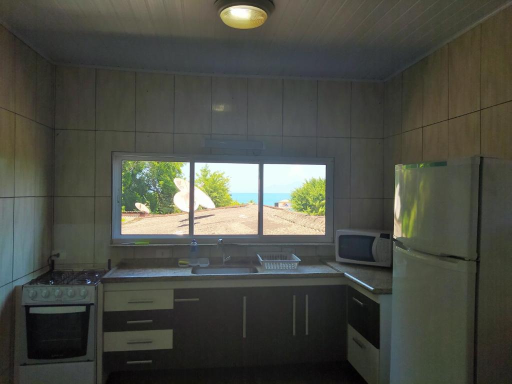  Cobertura na Enseada a 80 m da areia