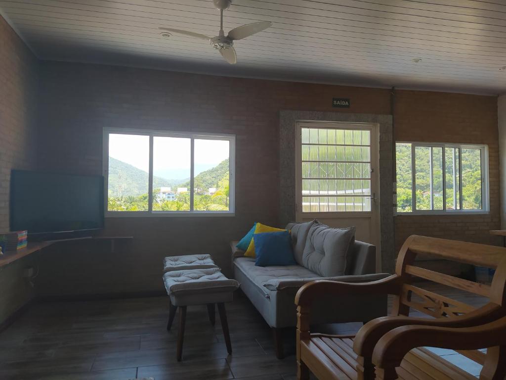  Cobertura na Enseada a 80 m da areia