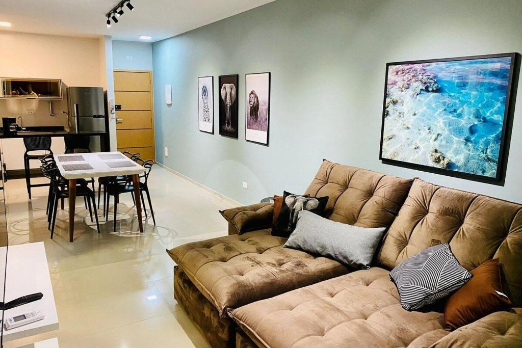  Belíssimo Apartamento no Centro de Ubatuba