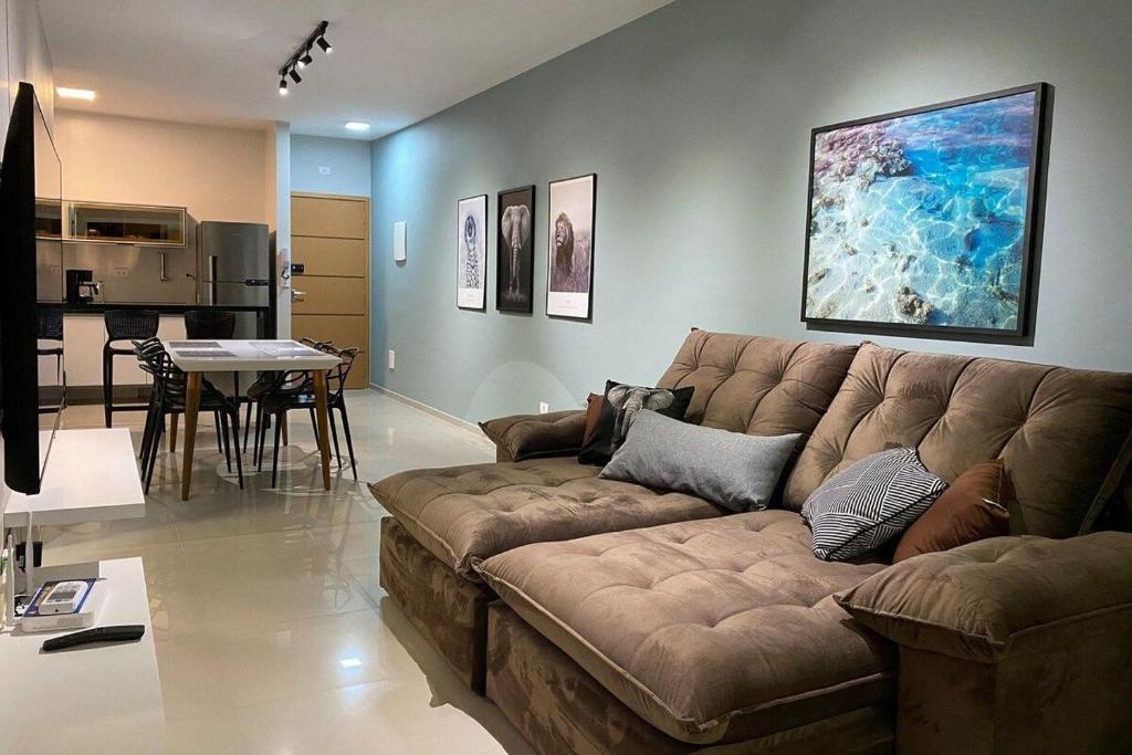 Belíssimo Apartamento no Centro de Ubatuba