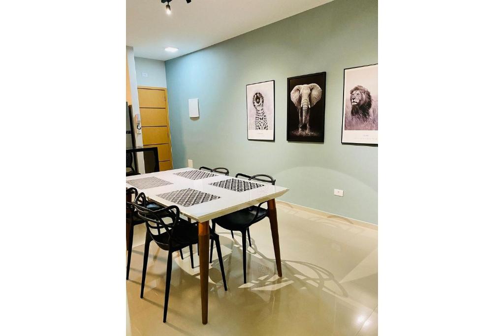  Belíssimo Apartamento no Centro de Ubatuba