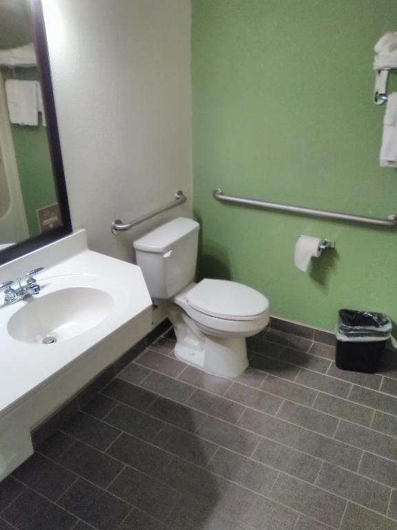 Sleep Inn Summersville - New River Gorge Area - クイーンルーム バリアフリー/禁煙