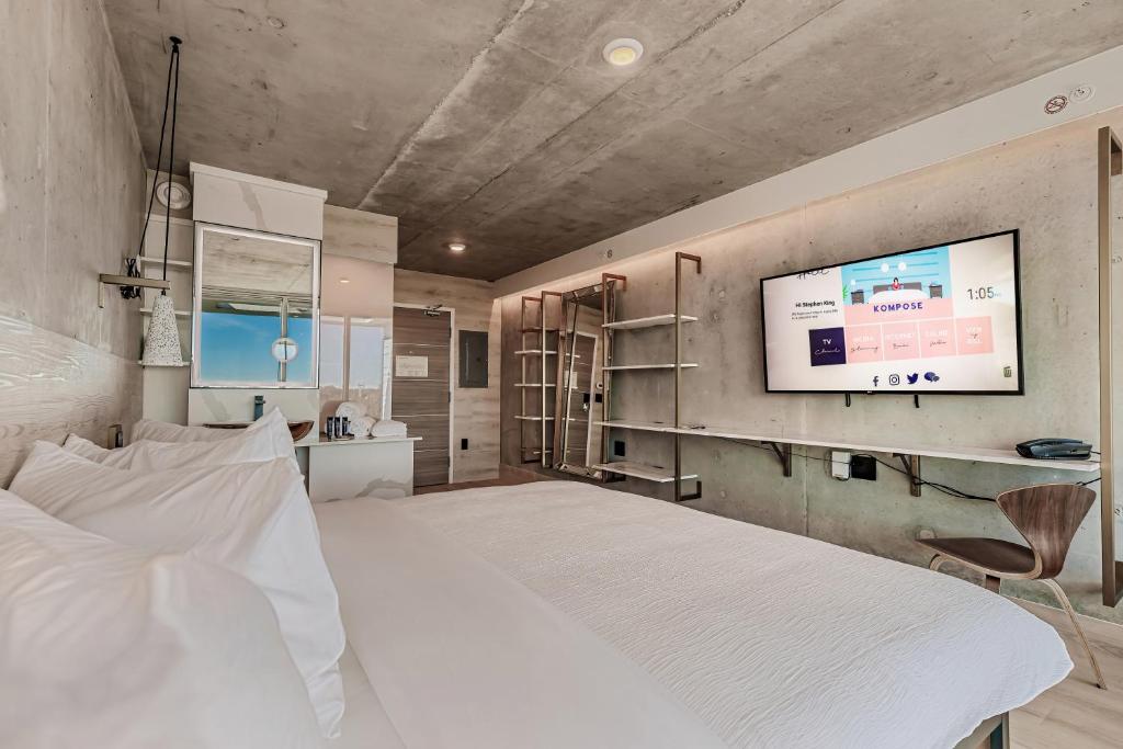 Kompose Boutique Hotel Sarasota - King Room - Toegang