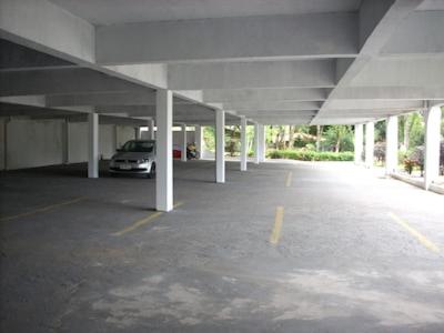  Apto Toninhas Lazer completo.