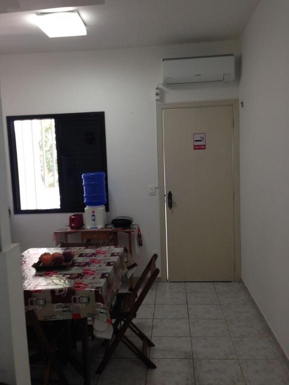  Apto Toninhas Lazer completo.