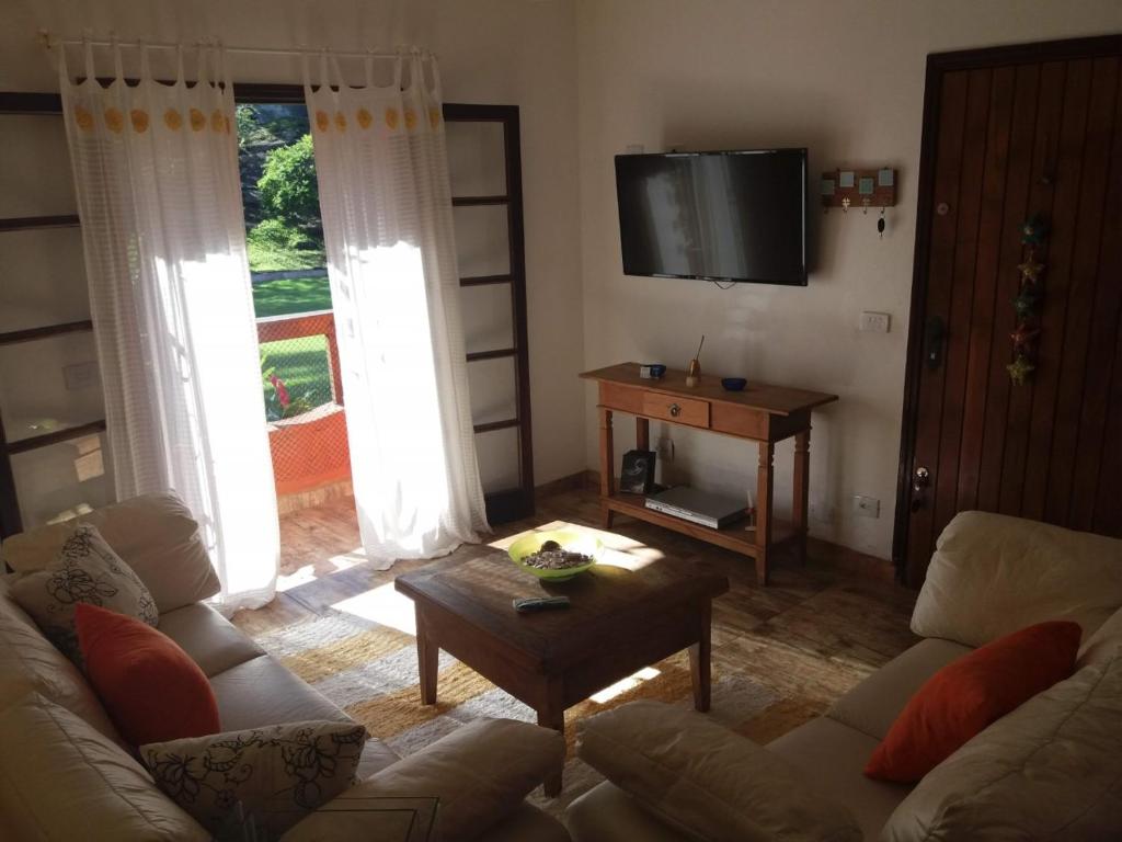  Chalé em Ilhabela - Praia de Itaguassu