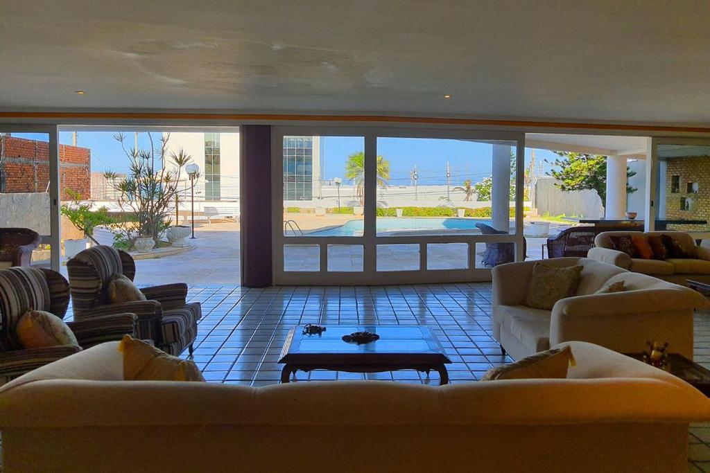  Triplex com vista mar da Praia do Futuro por Carpediem
