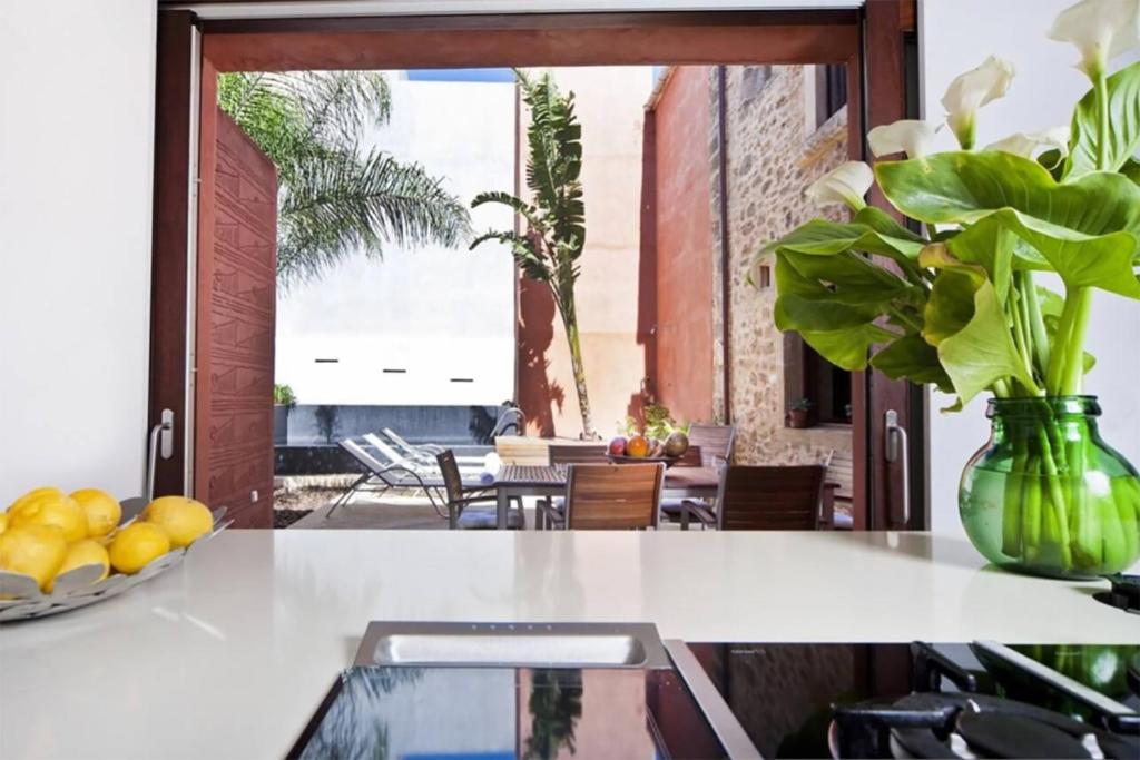 Fotografie z fotogalerie ubytování Casa Murallas para 6 con piscina en Alcudia cerca de playas v destinaci Alcúdia