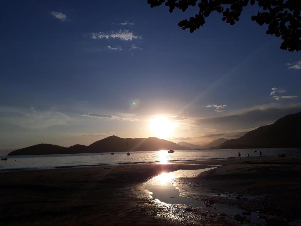  Cobertura na Enseada a 80 m da areia