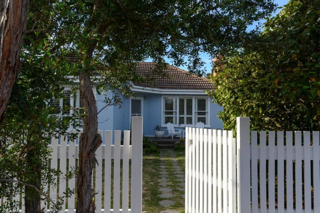 Rosebud Beach House Escape, Capel Sound (updated prices 2024)