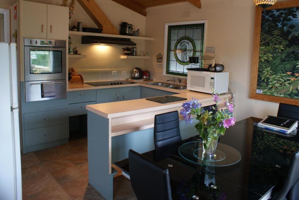 Kuchyň nebo kuchyňský kout v ubytování AAA Granary Accommodation