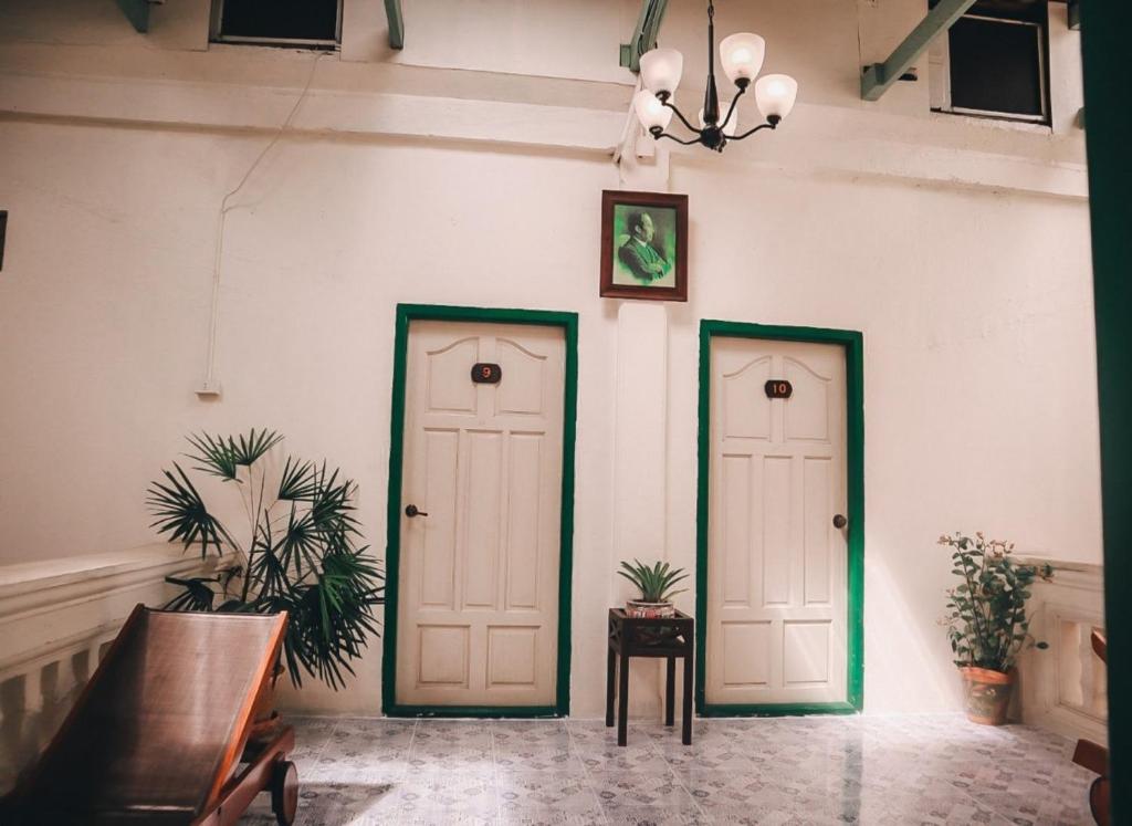 Fotografie z fotogalerie ubytování Thaweesuk Heritage Homestay v destinaci Phangnga