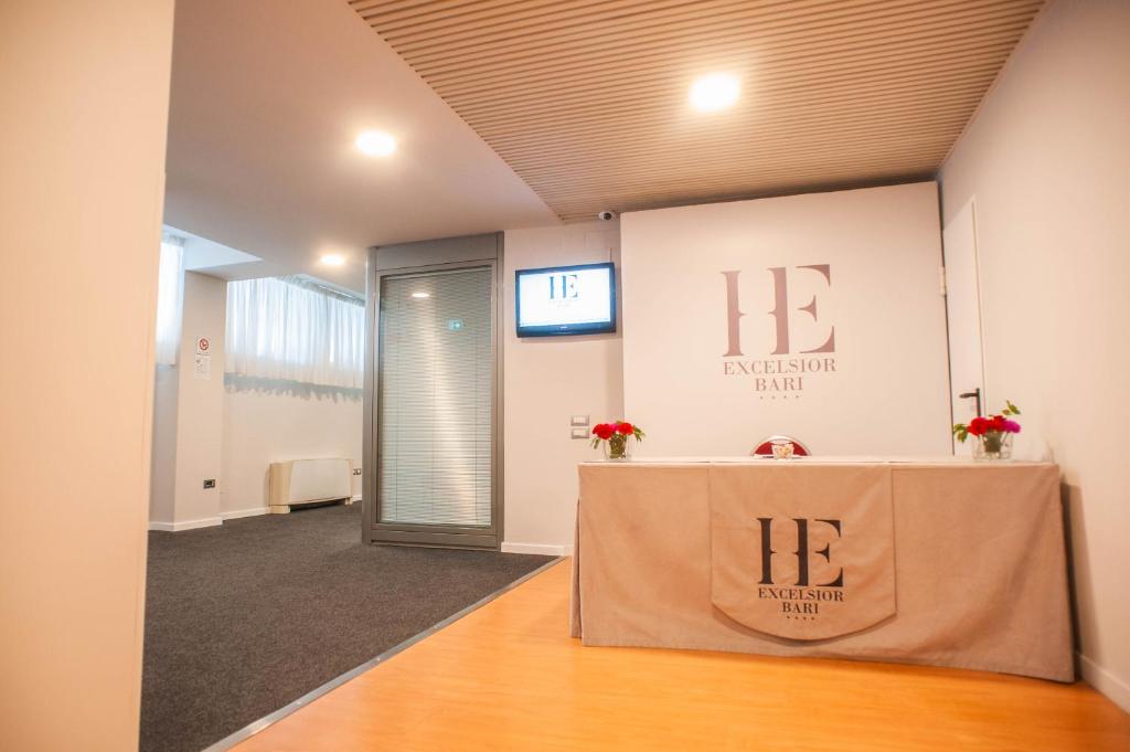 Fotografie z fotogalerie ubytování Hotel Excelsior Bari v Bari