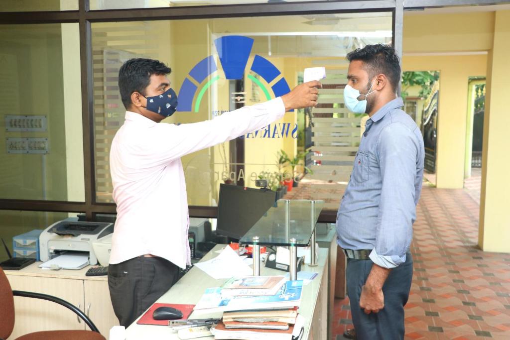 Hosté ubytování Swarna Sudarshan Service Apartment @ Adyar chennai