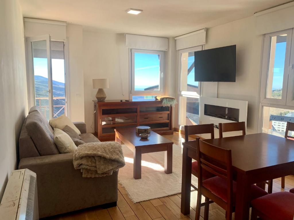 Booking.com: Apartamento Miramar Ski - your home away from ...