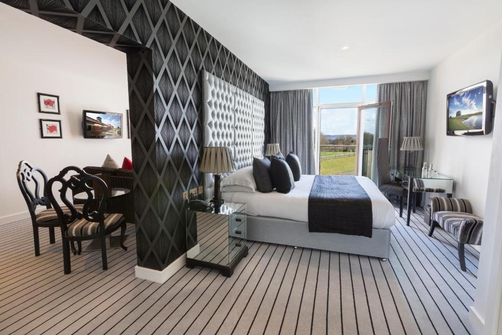 The Oxfordshire Golf & Spa Hotel - 