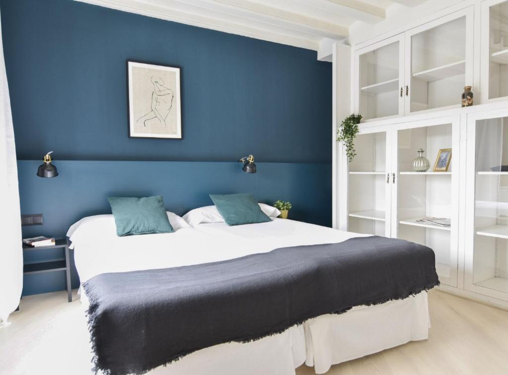 MIRADOR 3 Bedroom Apartment Port Vell, Barcelona – Updated ...