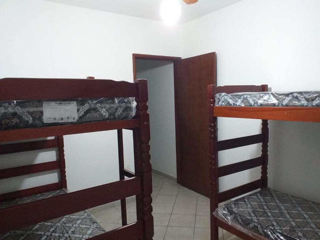  Casa condomínio Caraguatatuba