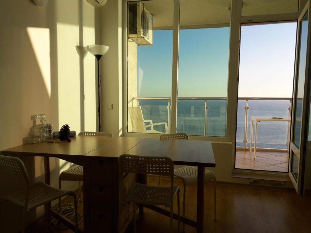 Black sea Home office for digital nomads in Byala - Housity